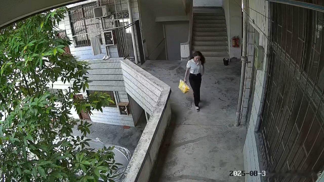 女子曝光老公出轨房产销售，这录音内容有点刺激！