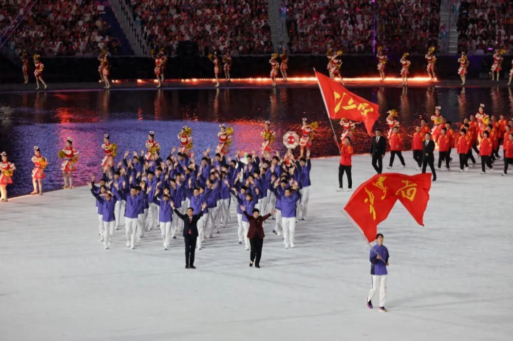 21日，第十五届全国运动会落下帷幕。在本届全运会上，福建省代表团共获得26金21