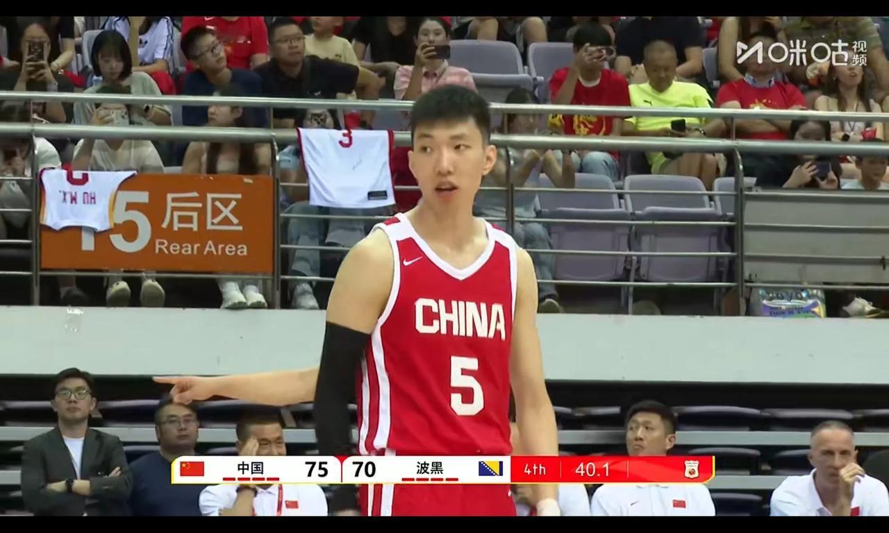 中国队失误居然27次，廖三宁7次最多，雷蒙0失误还防守及时到位即便最终75: