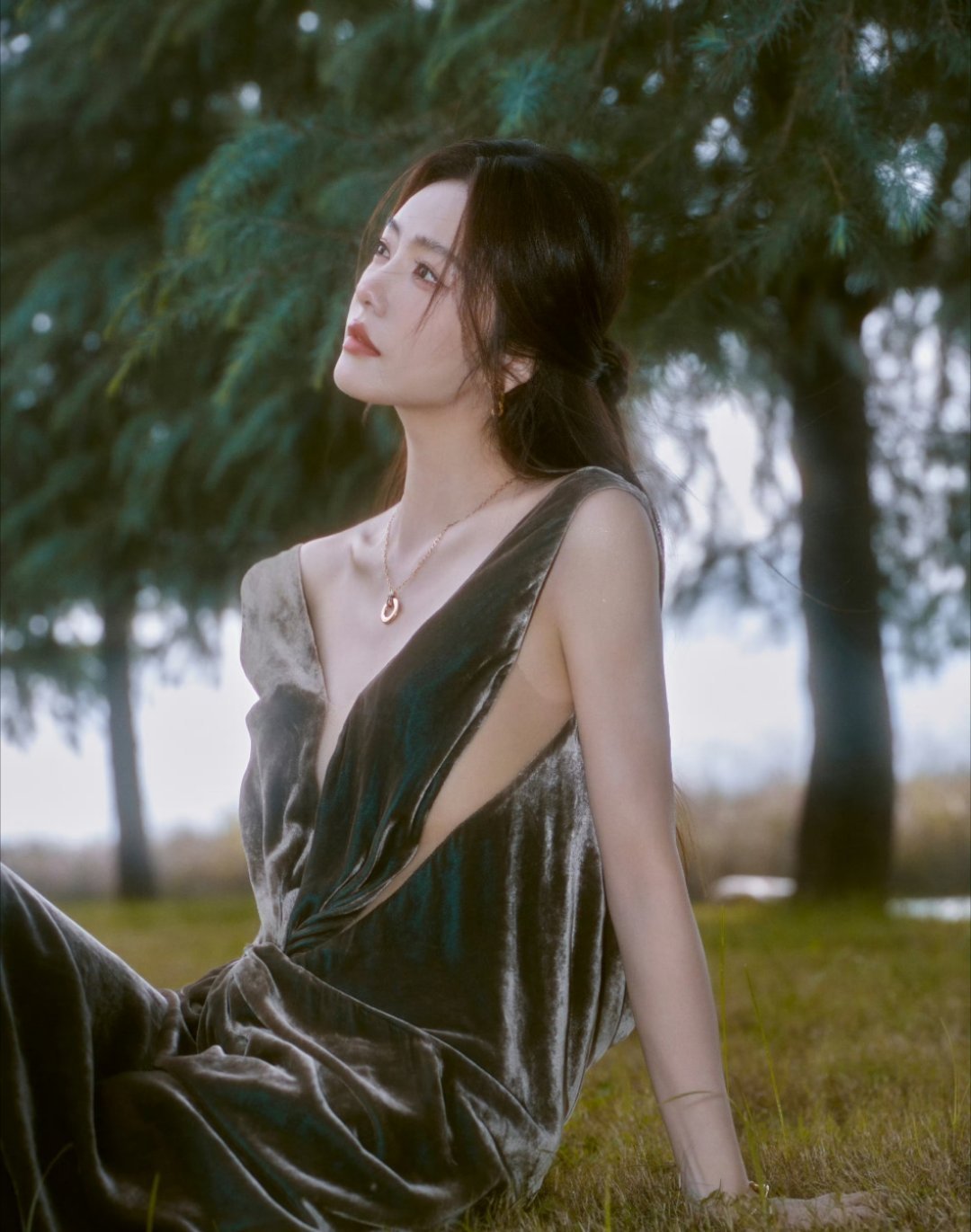 蔡文静宜昌一枝花美得我一跳又一跳，看得我眼前一亮又一亮[爱心]​​​