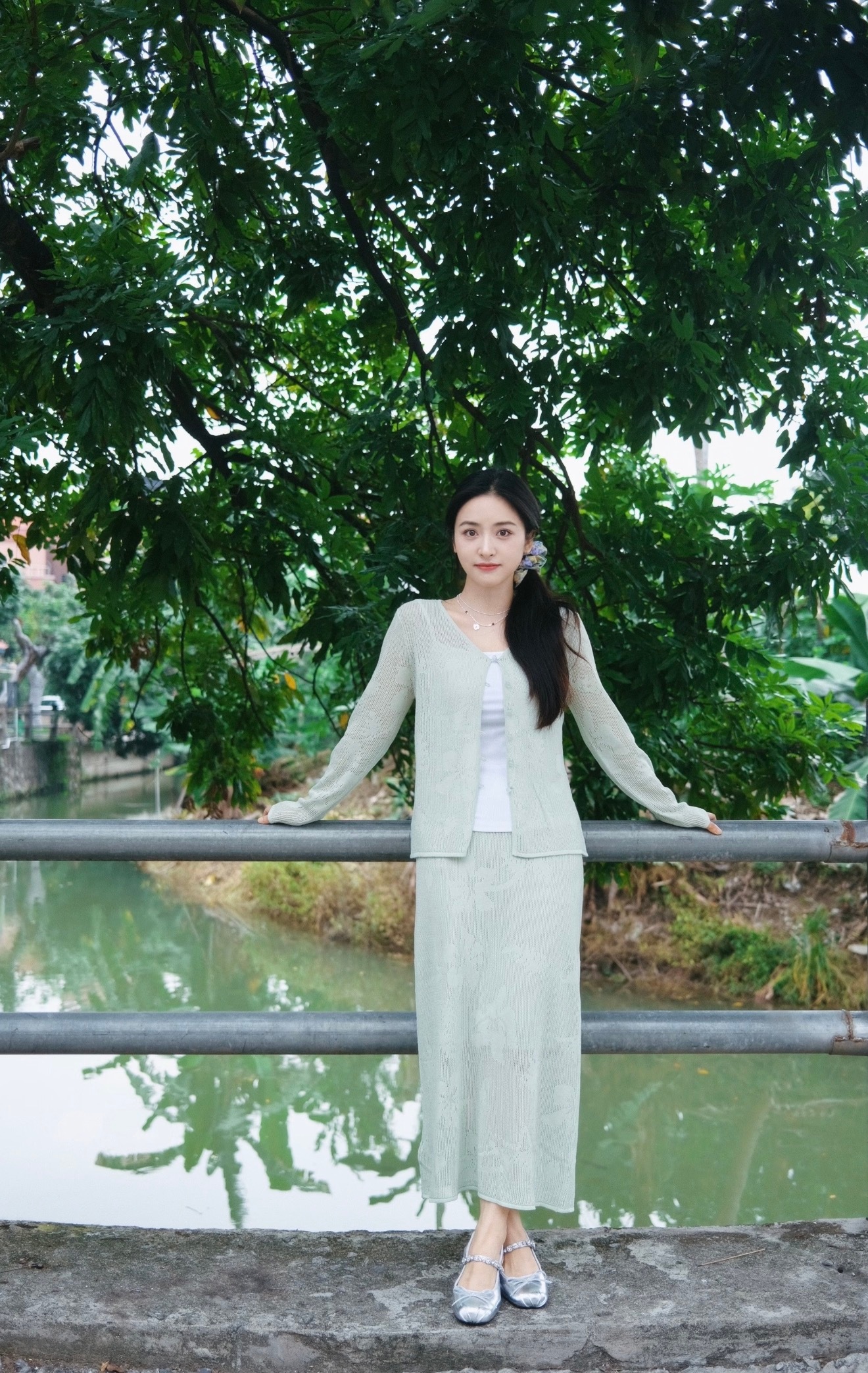 这里有一个节气穿搭博主一会儿可能要更改文案👻