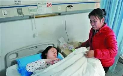 儿媳妇和亲生女儿同时坐月子, 这位婆婆做的事让医生称赞, 媳妇也对她心怀感激