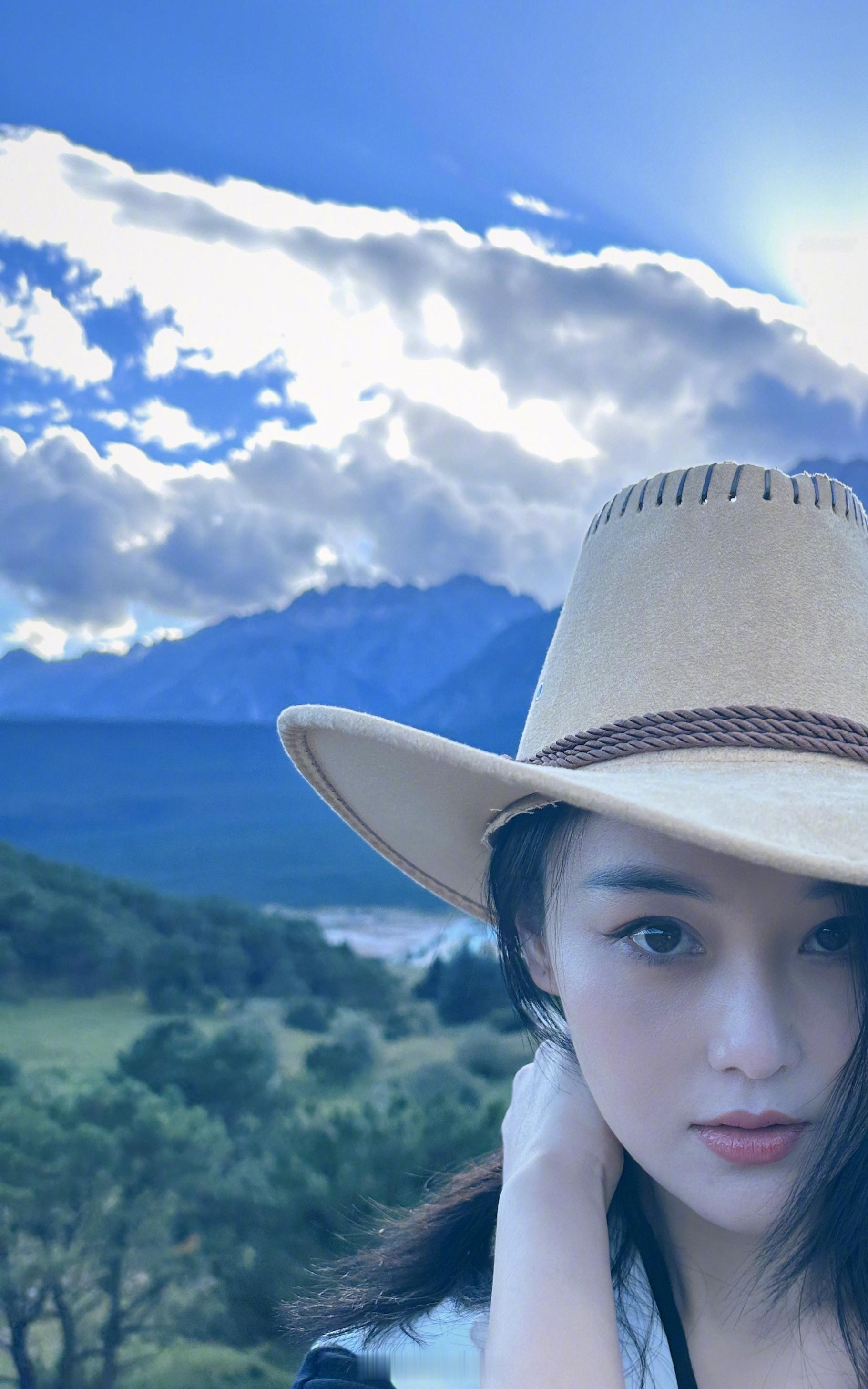 张馨予