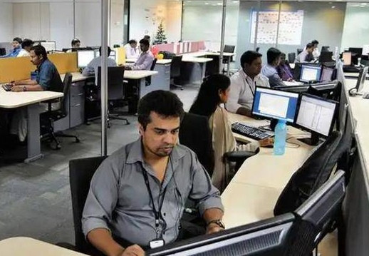 真是恶人还得恶人磨！有消息说，在国内靠网贷赚得盆满钵满的一些网贷公司，以为印度