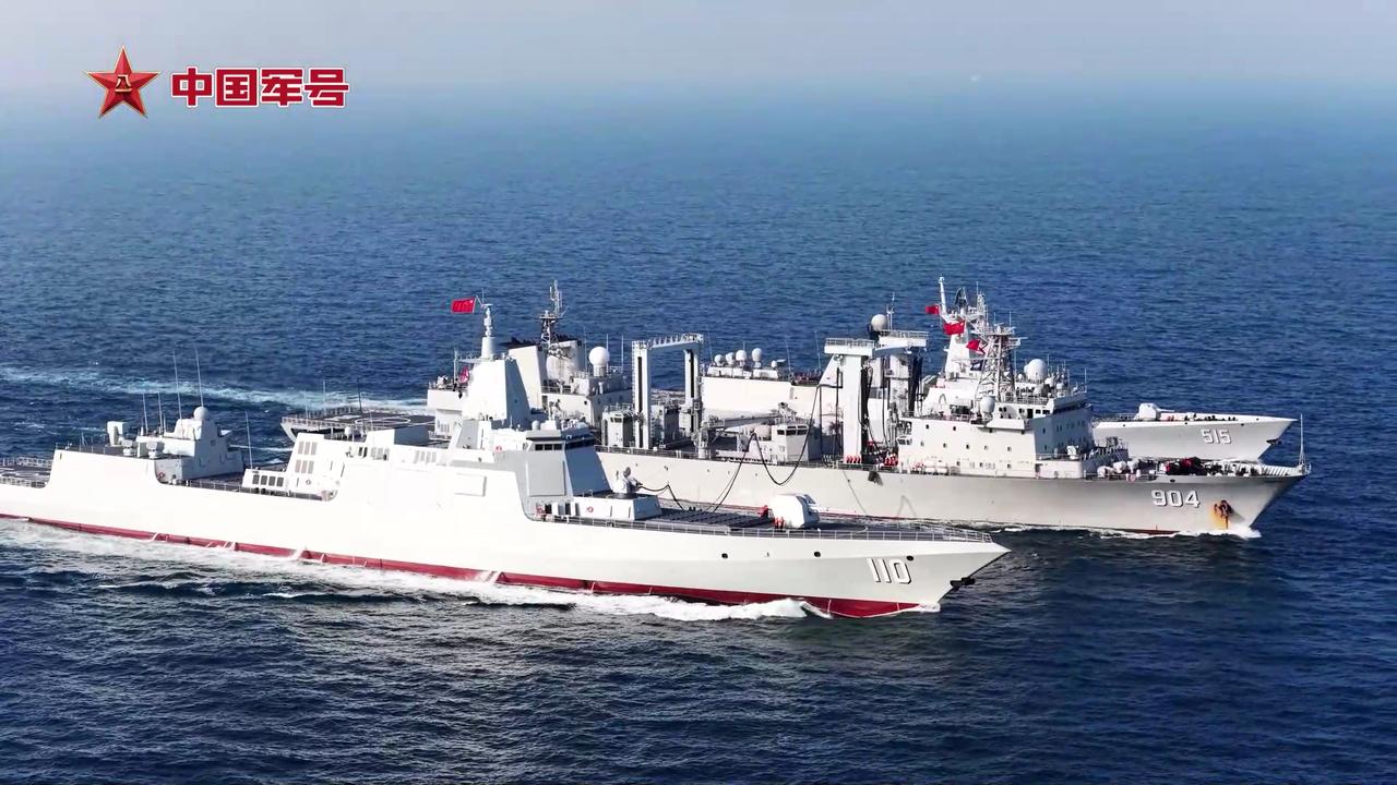 东海舰队这一支小分队，只有三艘作战舰艇，055一艘，052D一艘，054A一艘，