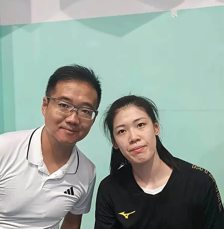 中国女排这次真的遇到大麻烦了谁能想到排管中心主任赖亚文的选择会带来如此严重的
