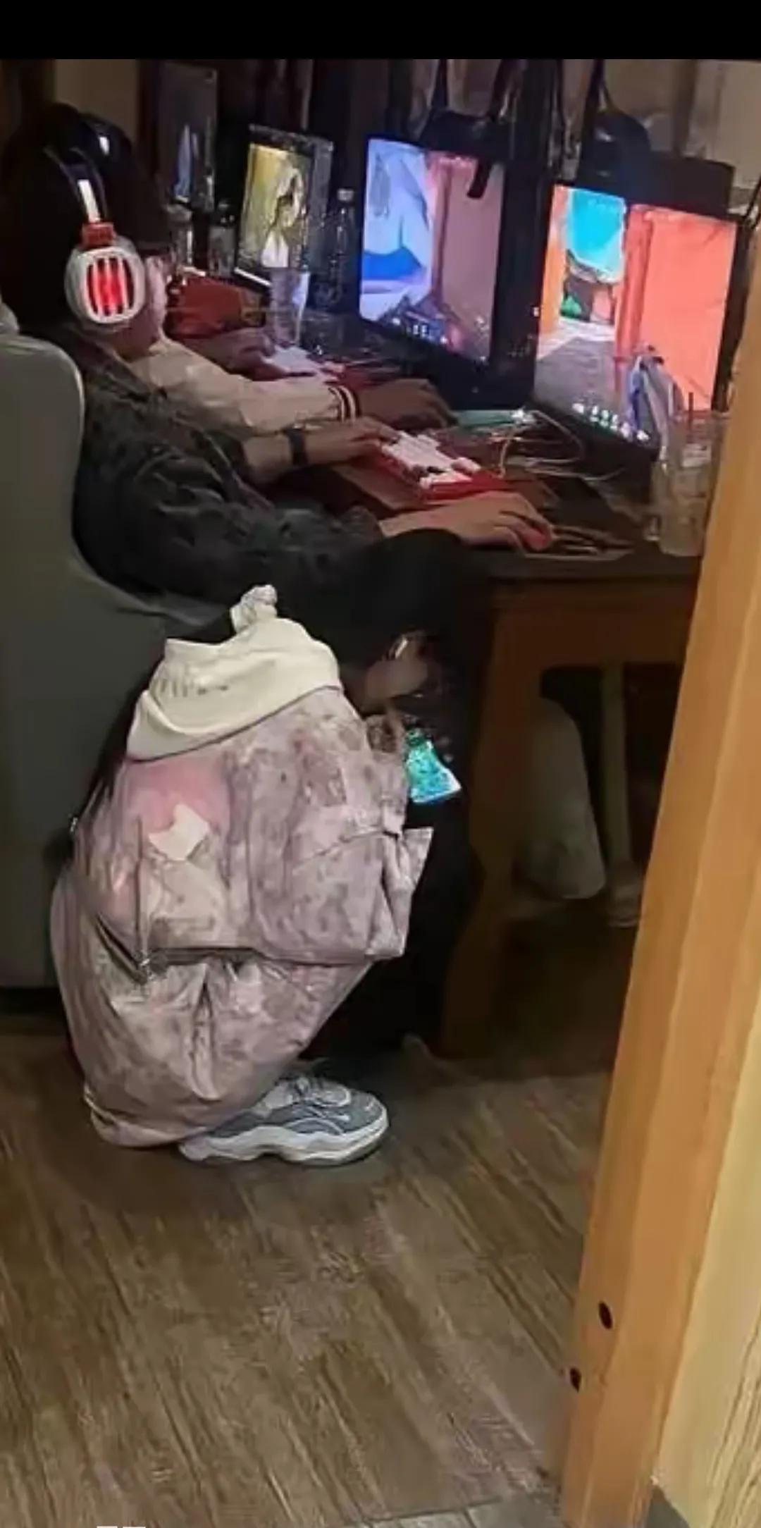 看了吗？只要游戏玩的好就不缺女朋友