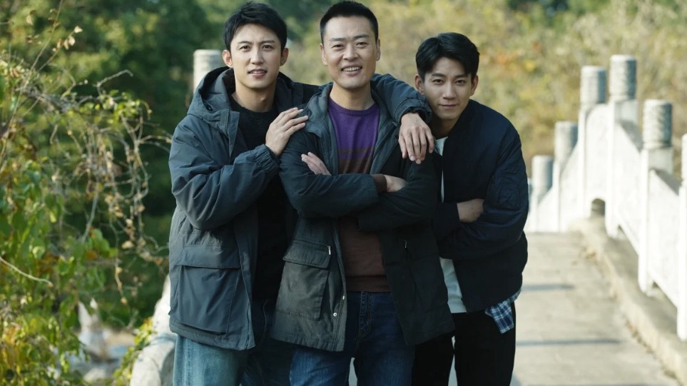 谁懂这张合照的含金量！扭耳朵正面照！师兄弟玩得多开心呀！！！