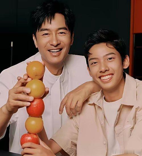 郭晓东儿子长得是像妈妈还是像爸爸​​​