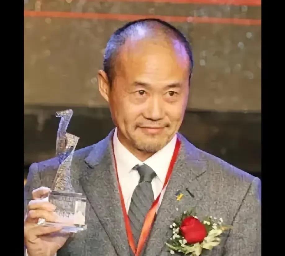 烈士暮年，壮心不已！74岁的王石欲重出江湖，拯救万科！但我觉得这个想法不太现实