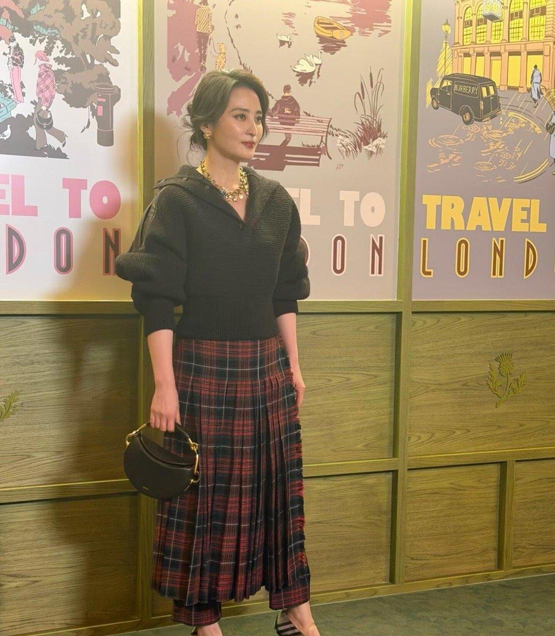 蒋勤勤生图，她真是顶级骨相美