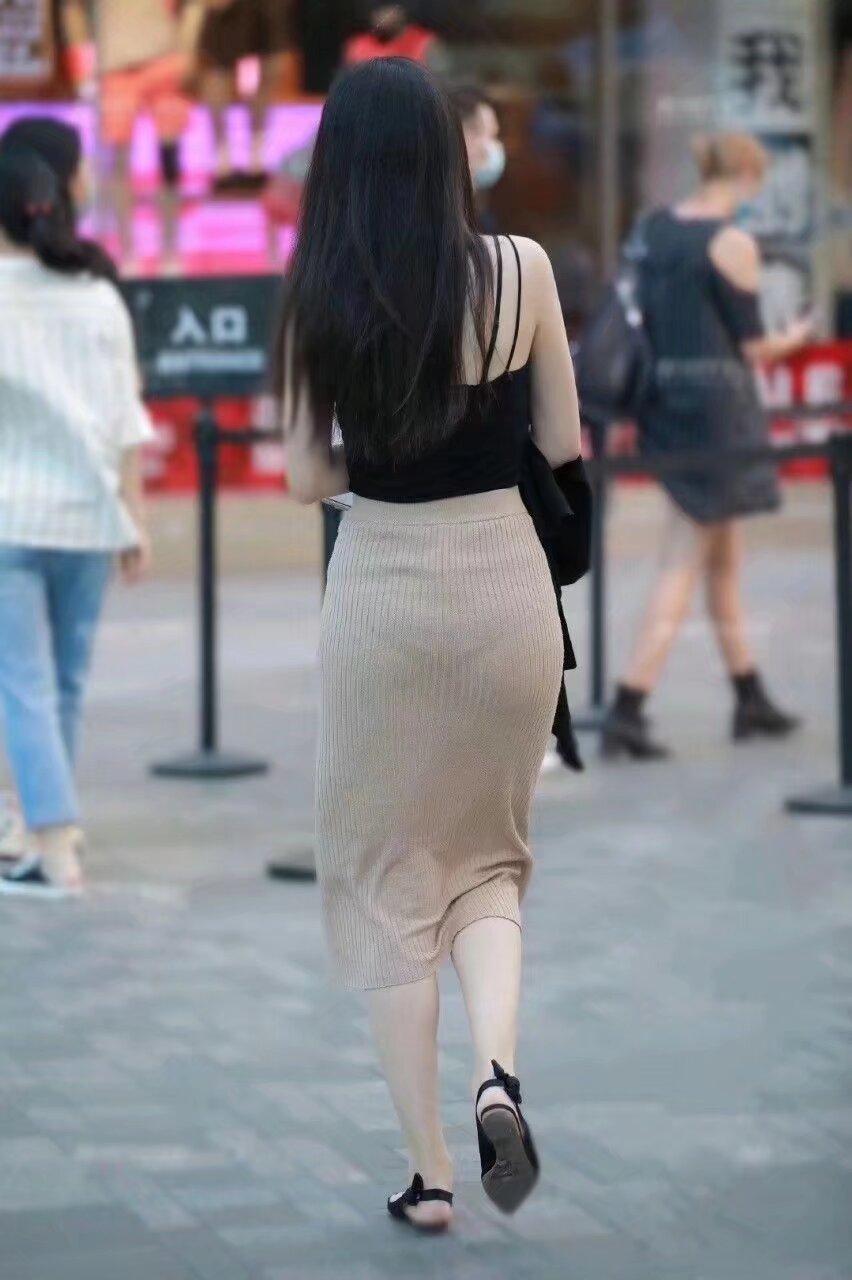 健康才是人一生的主旋律，包括心灵的健康和身体的健康。快乐是心灵上的健康。年龄