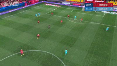 成都蓉城2：1逆转取胜，奥斯卡2个漂亮进球被吹掉，云南玉昆主帅乔迪真有两下子。