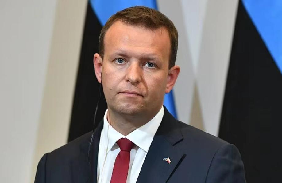 就问中国怕不怕？强大的爱沙尼亚向中国发出最后通牒，让中国必须在爱沙尼亚和俄罗