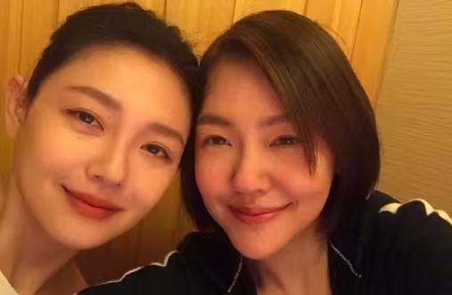 小S，你就没有自己的思想吗？小S要复出了，将要参加金钟奖盛典，她说因为《小姐不