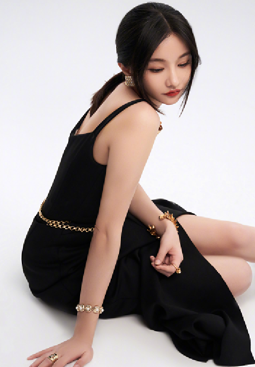 MISS这一身，真没得说，太可以了！