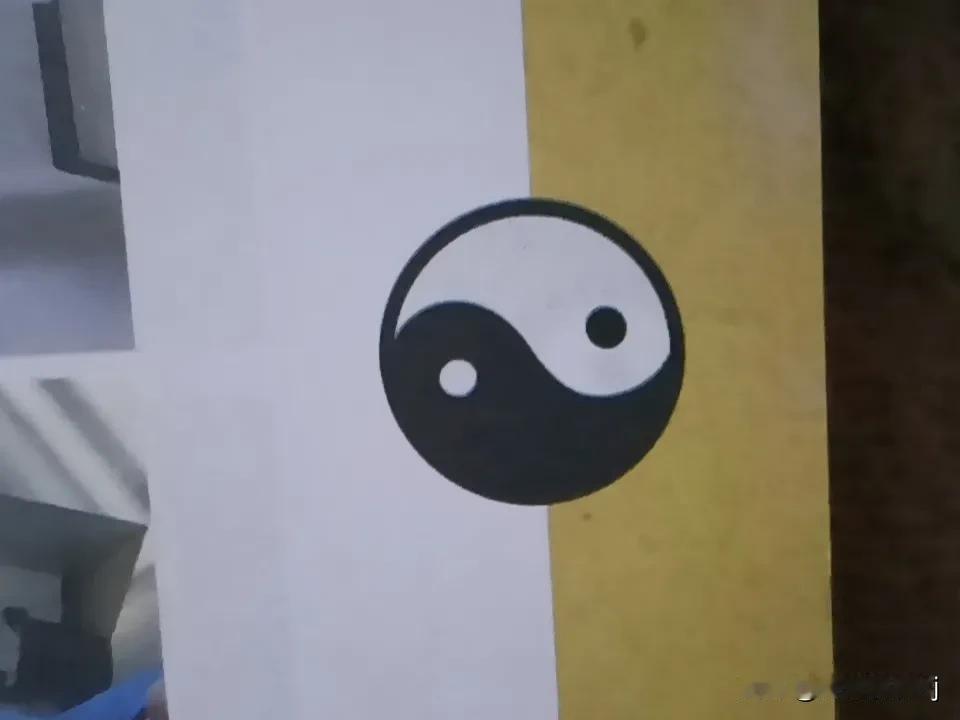 中医是不是科学，这事儿争议可不小。我觉得中医有它科学的一面。就拿针灸来说，通过刺