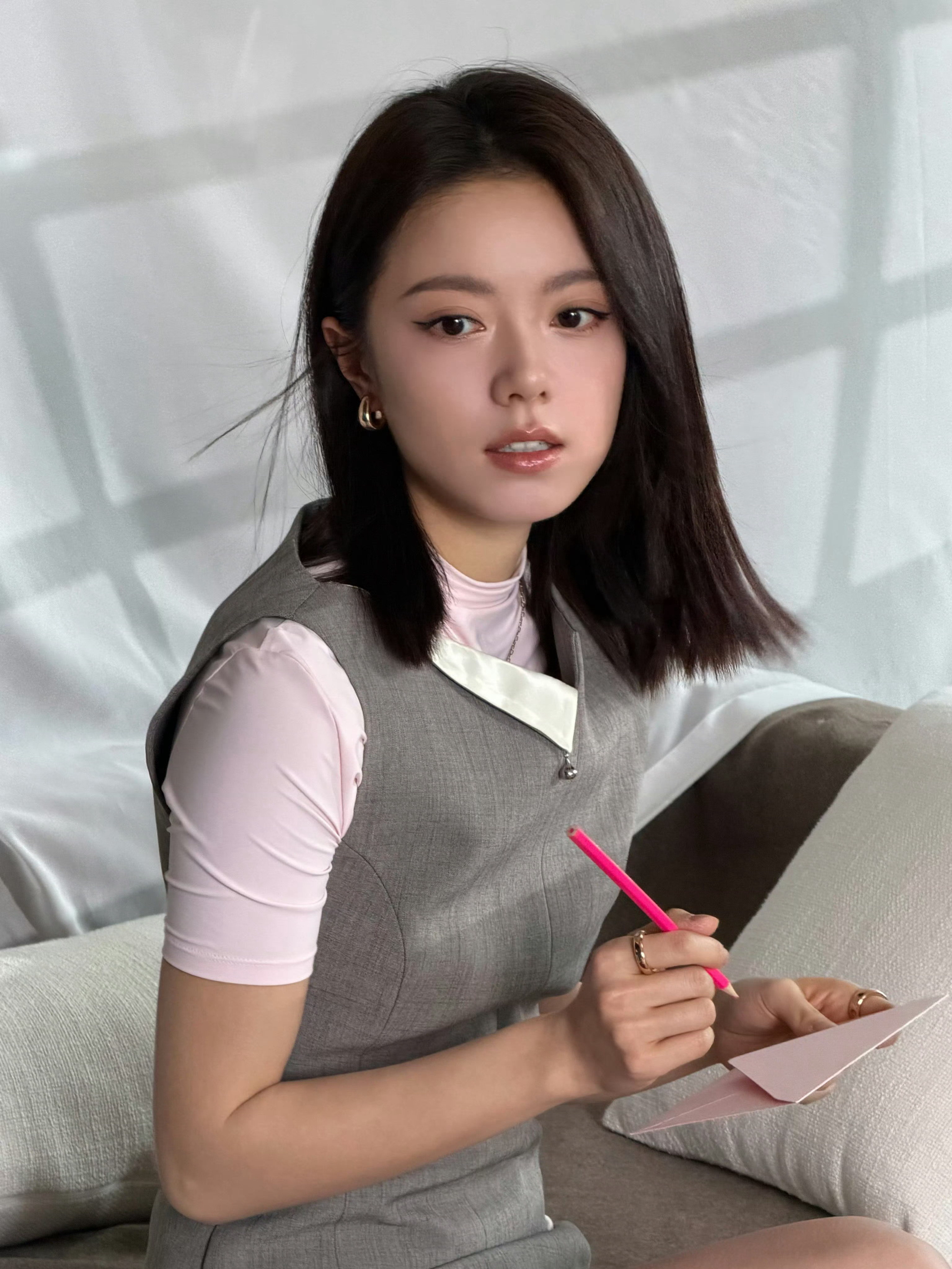 赵今麦×今日RIMOWA成都线下活动造型大片Livephoto花絮图集