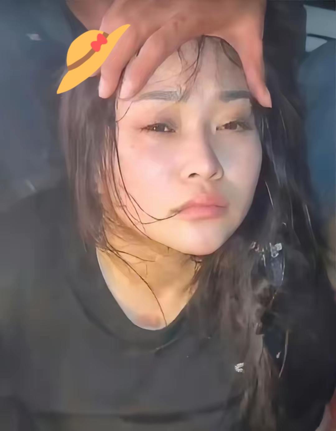 不敢想，不敢想这两天被刷屏的柬埔寨劫囚女居然只有20岁？但是面对镜头，她眼里