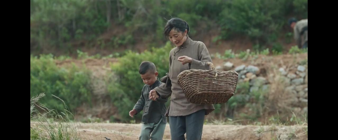 《生万物》宁绣绣生了个儿子，取名封家明！铁头虽然不认傻挑，但是确认下了，傻挑的