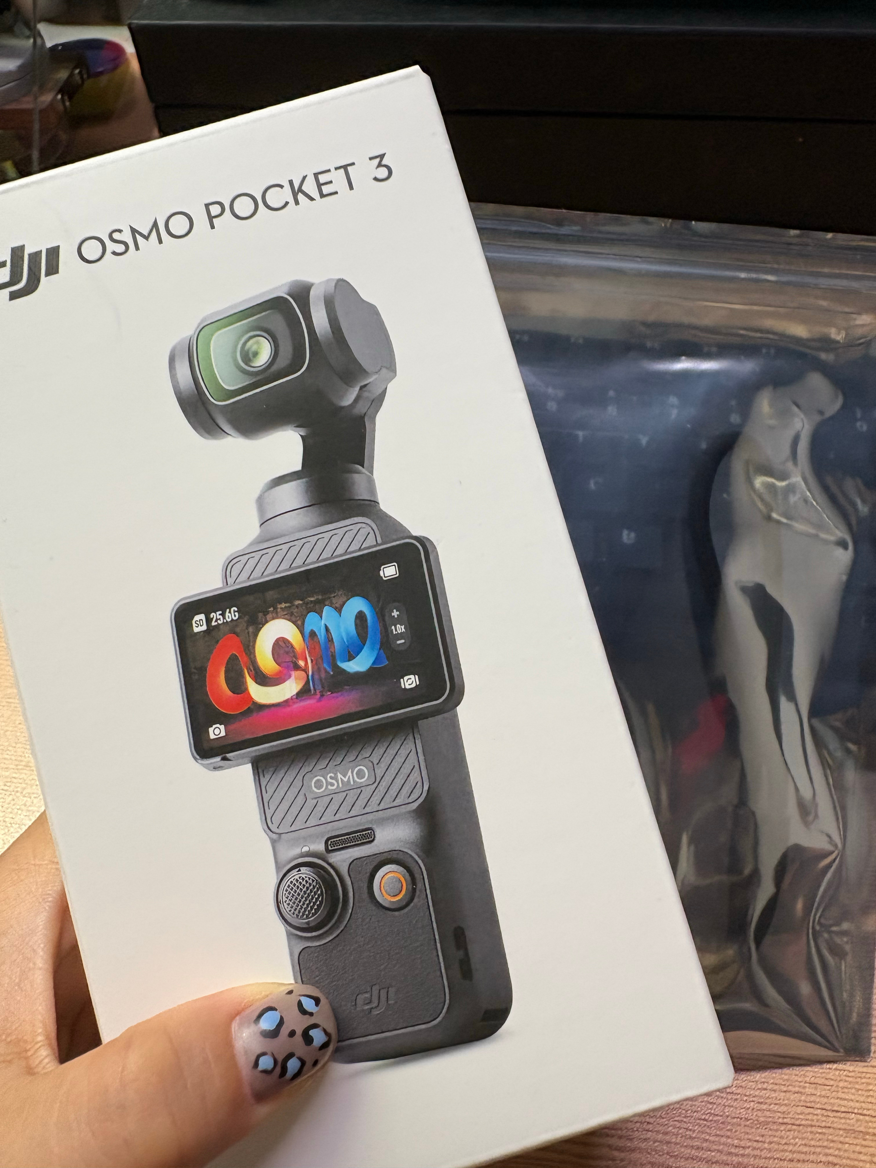 大疆降价是背刺吗流水的大疆，铁打的背刺，pocket3降得这么猛，估计就是给下一