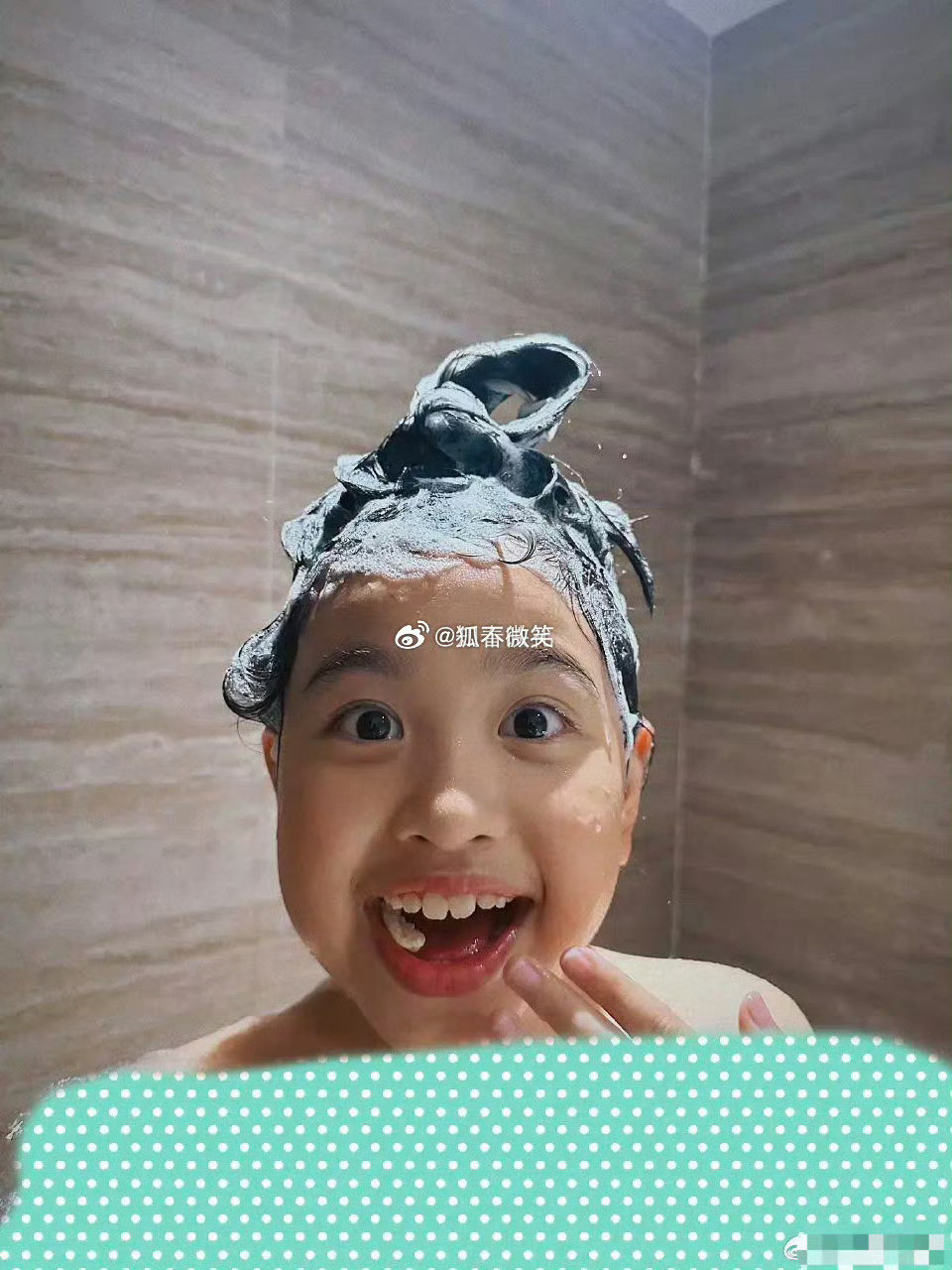 包文婧发女儿洗澡的照片出来是正常的吗？​​​​