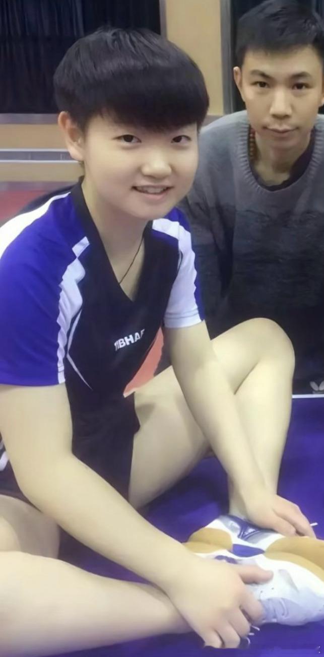 孩子孩子咋这么可爱这萌孙颖莎​​​