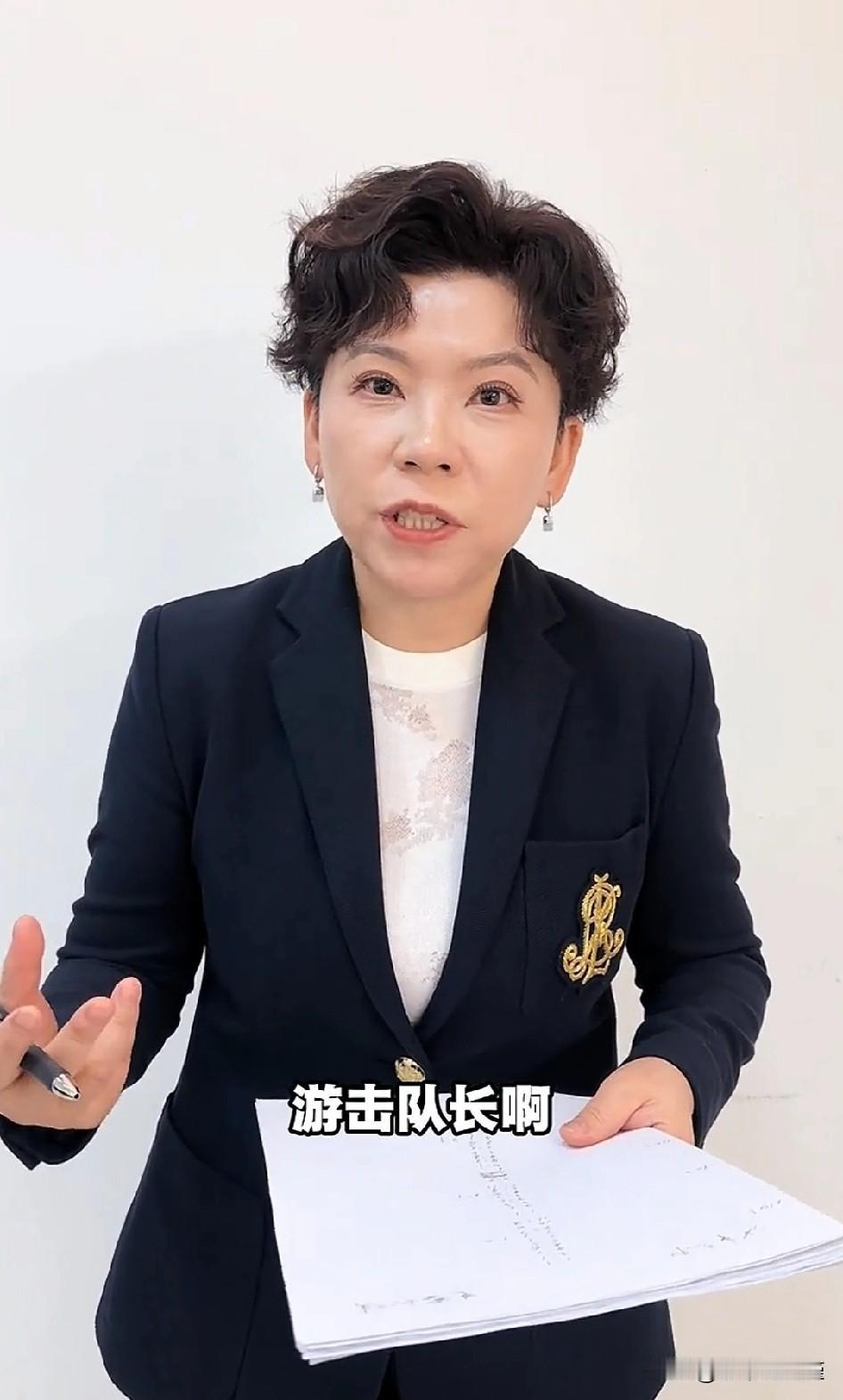 “大姐大”邓亚萍点评了张本智和更胜莫雷加德一筹。邓亚萍大姐，先是对莫雷加德的