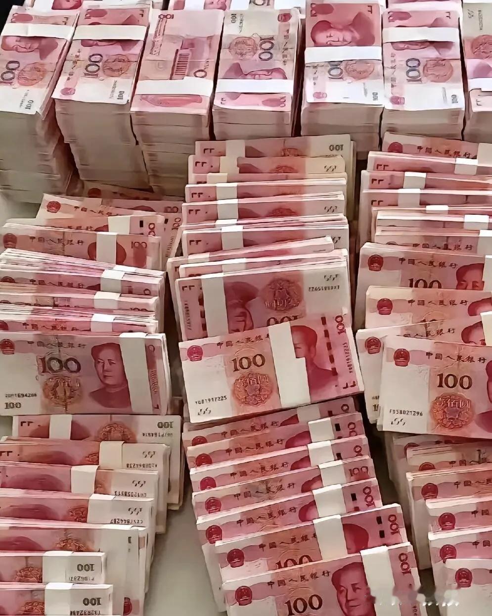 这么分钱公平吗？江苏。老人将650万拆迁款分给儿子400万，女儿250万。儿子