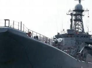 俄3艘军舰在克里米亚被击中！4月18日，乌克兰国家安全局（SBU）宣布：在克