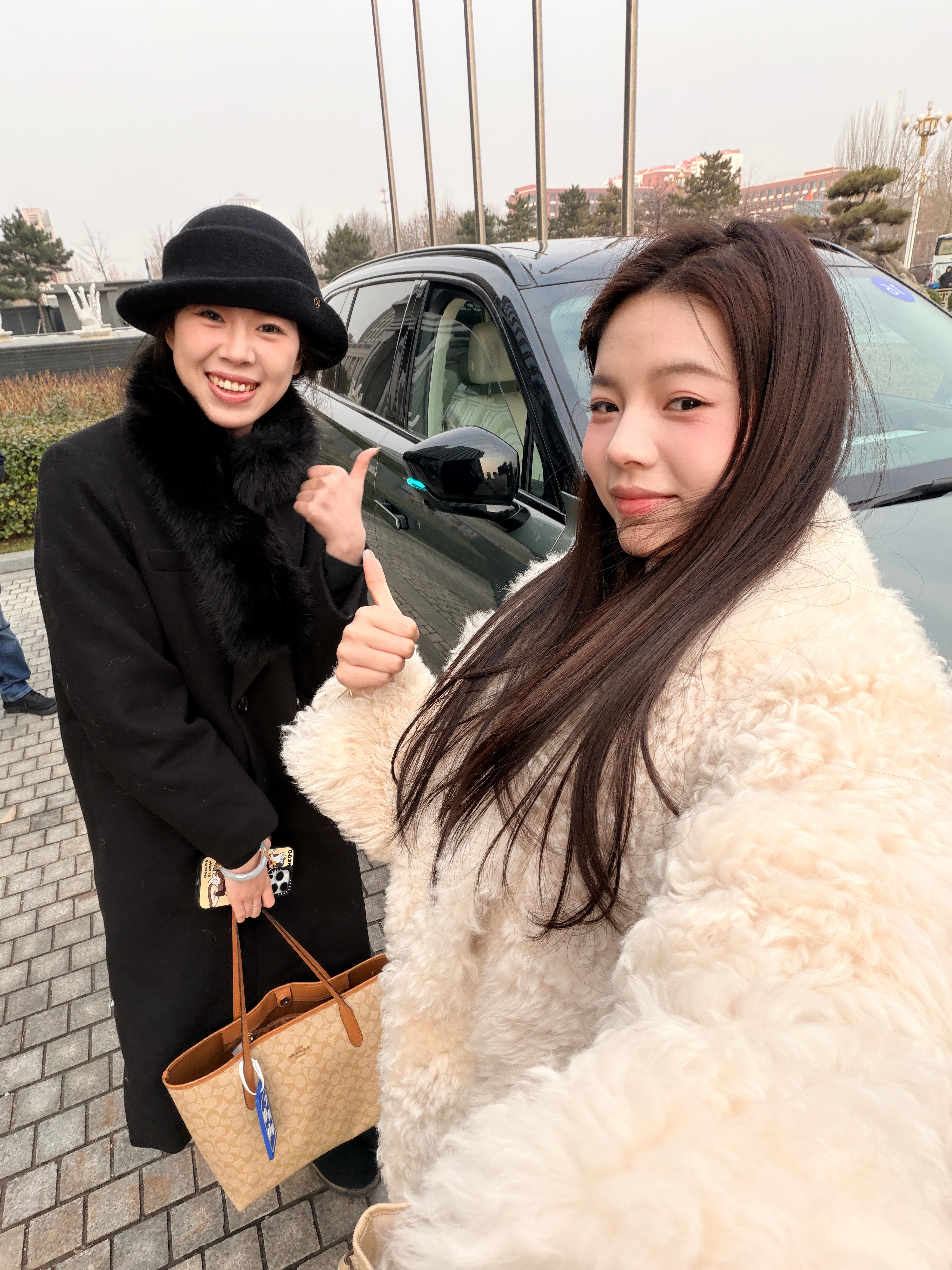 一路上小蓝灯开着过来的！好用！爱用！丝滑流畅魏牌全新蓝山智能进阶版