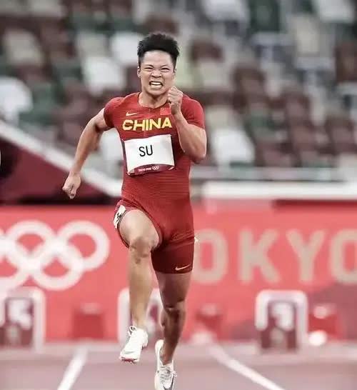 男子田径国家纪录和世界纪录对比。1、100m:国家纪录9.83s，世界纪录9