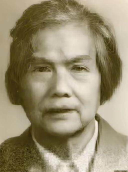 1979年，山西一处偏远劳改农场里，工作人员递来一纸平反文书，此时，这位74岁的