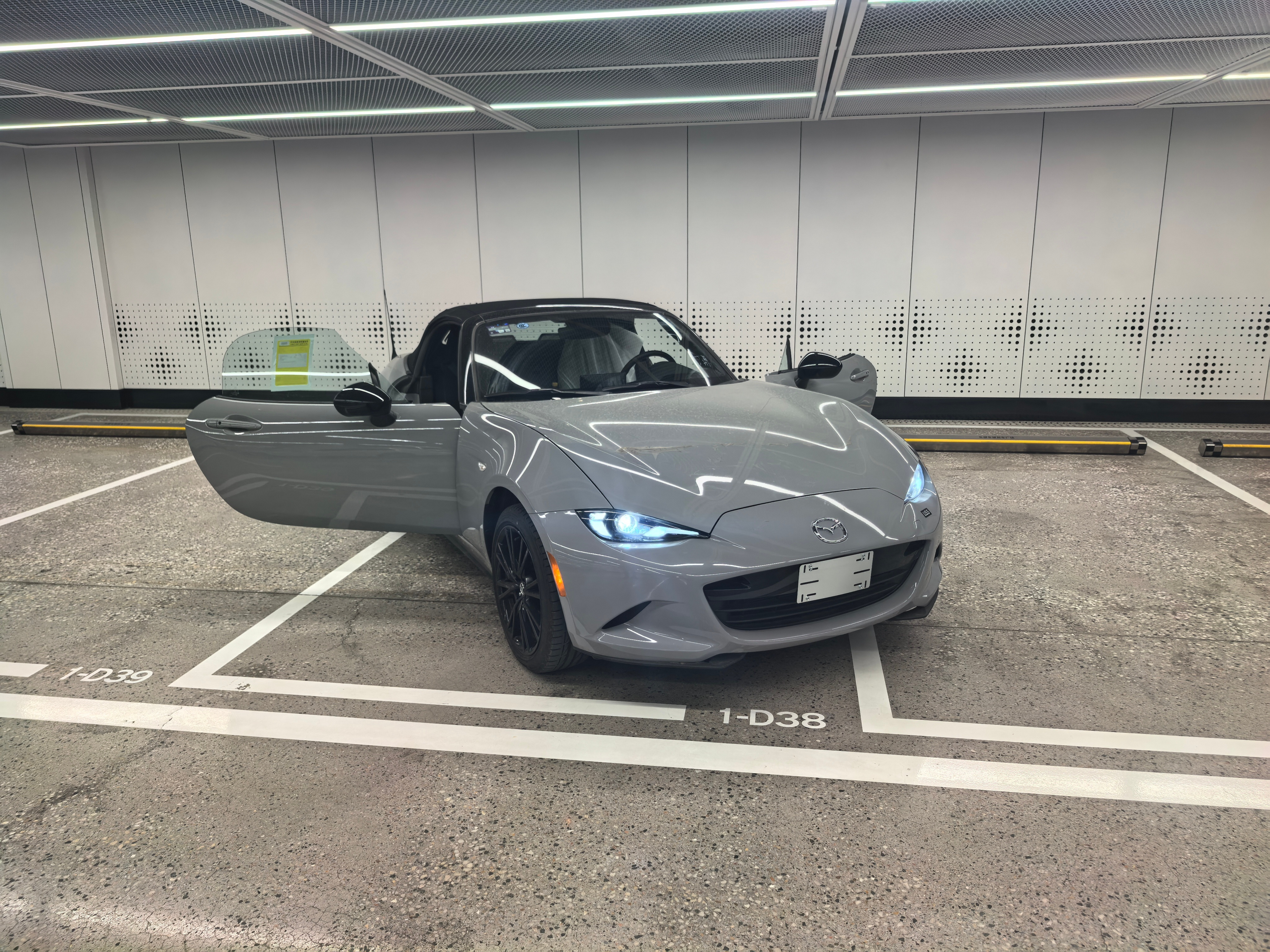 好久没买燃油新车了这么个小车，要两万多购置税北京