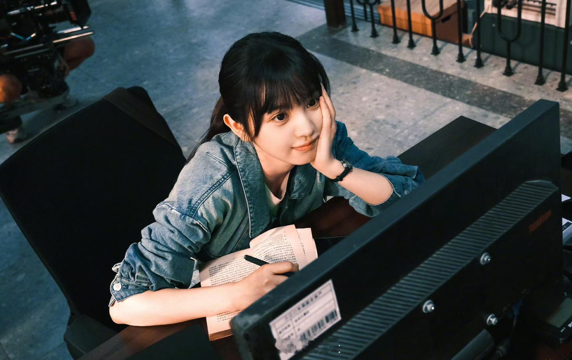 内娱电视剧终于疯成了我想看的样子低智商犯罪全员“诗”力派，笑到报警！张一昂走实力