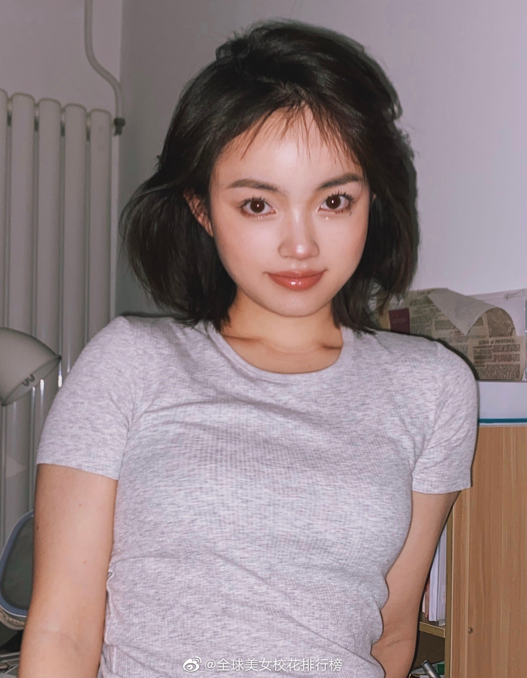 美女校花中国传媒大学，99年，漂亮可爱的天秤座姑娘，坐标北京[比心]​​​