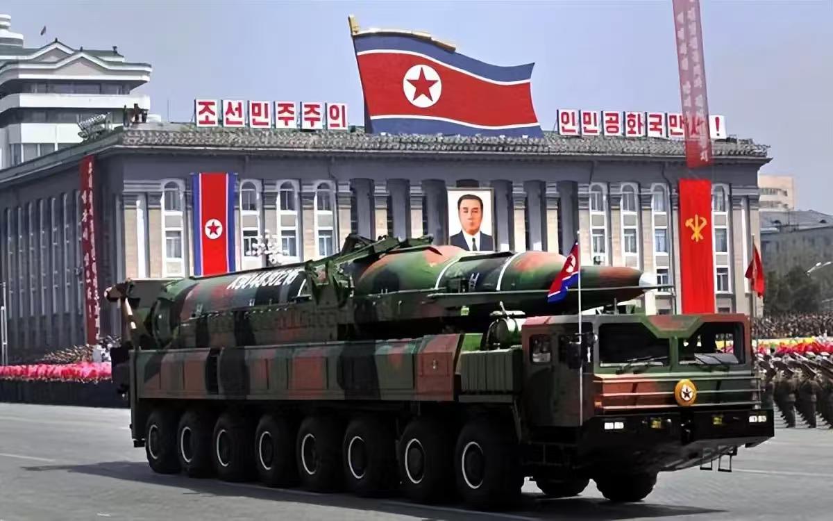 为什么中国自己有核武器，却反对朝鲜发展核武器？说句不好听的，朝鲜搞核武不是为了防