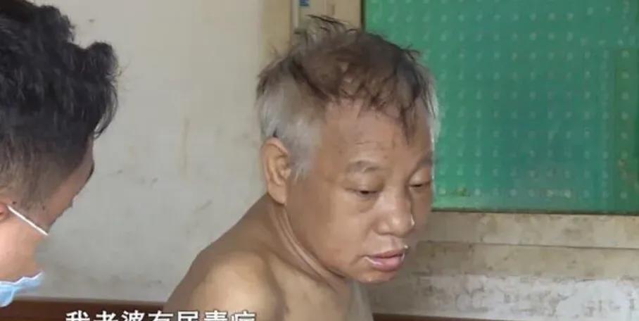 2009年，捐肾救妻的模范丈夫，12年后住院发现双肾都在，子女无法接受，怒问其父