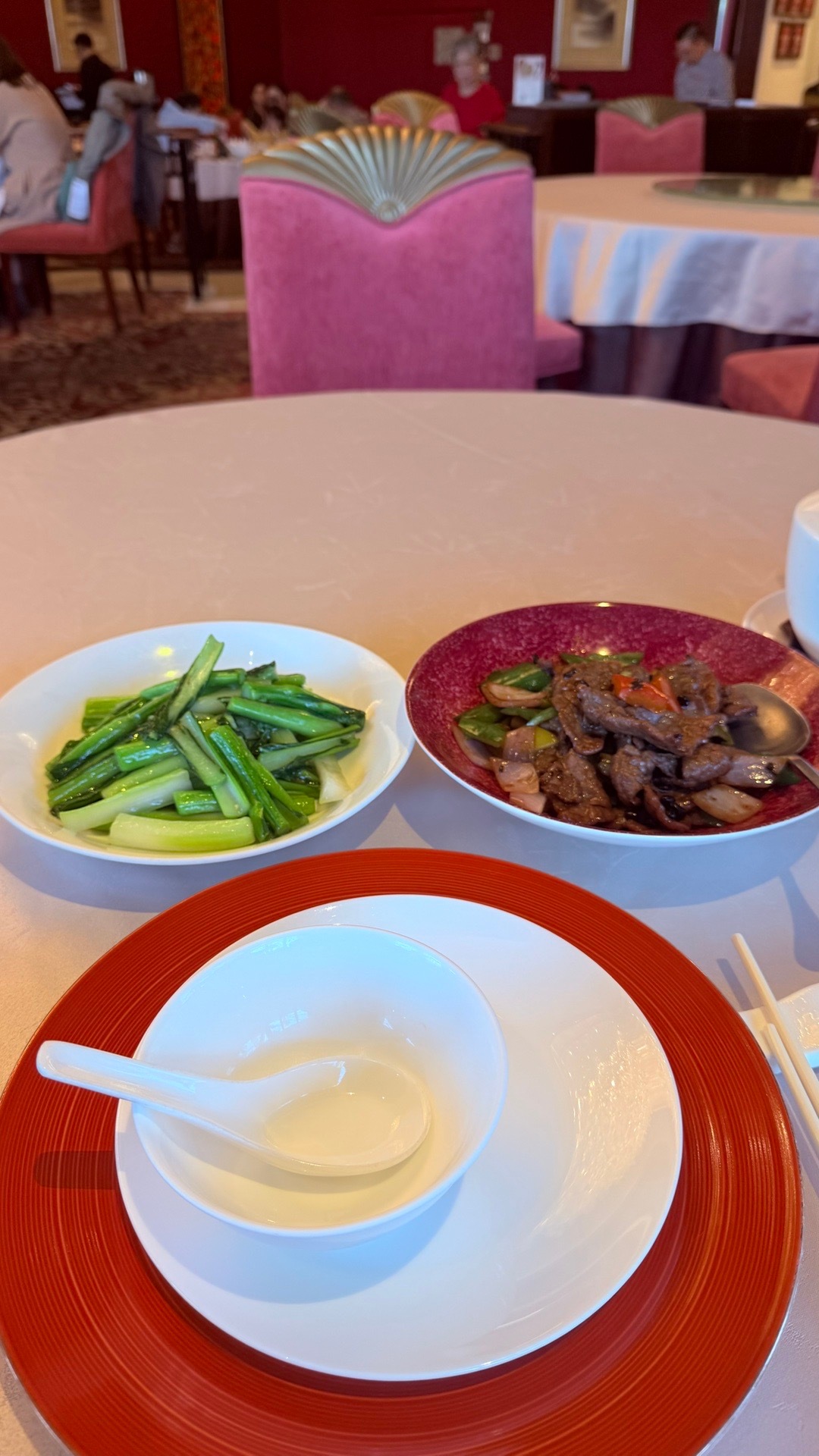 几天才吃一顿正餐！