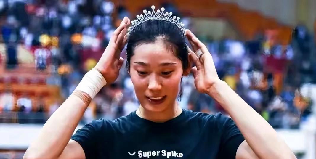 现在的某些排球人包括某地域球迷智商堪忧。以朱婷为例，里约奥运会中国女排夺冠朱婷