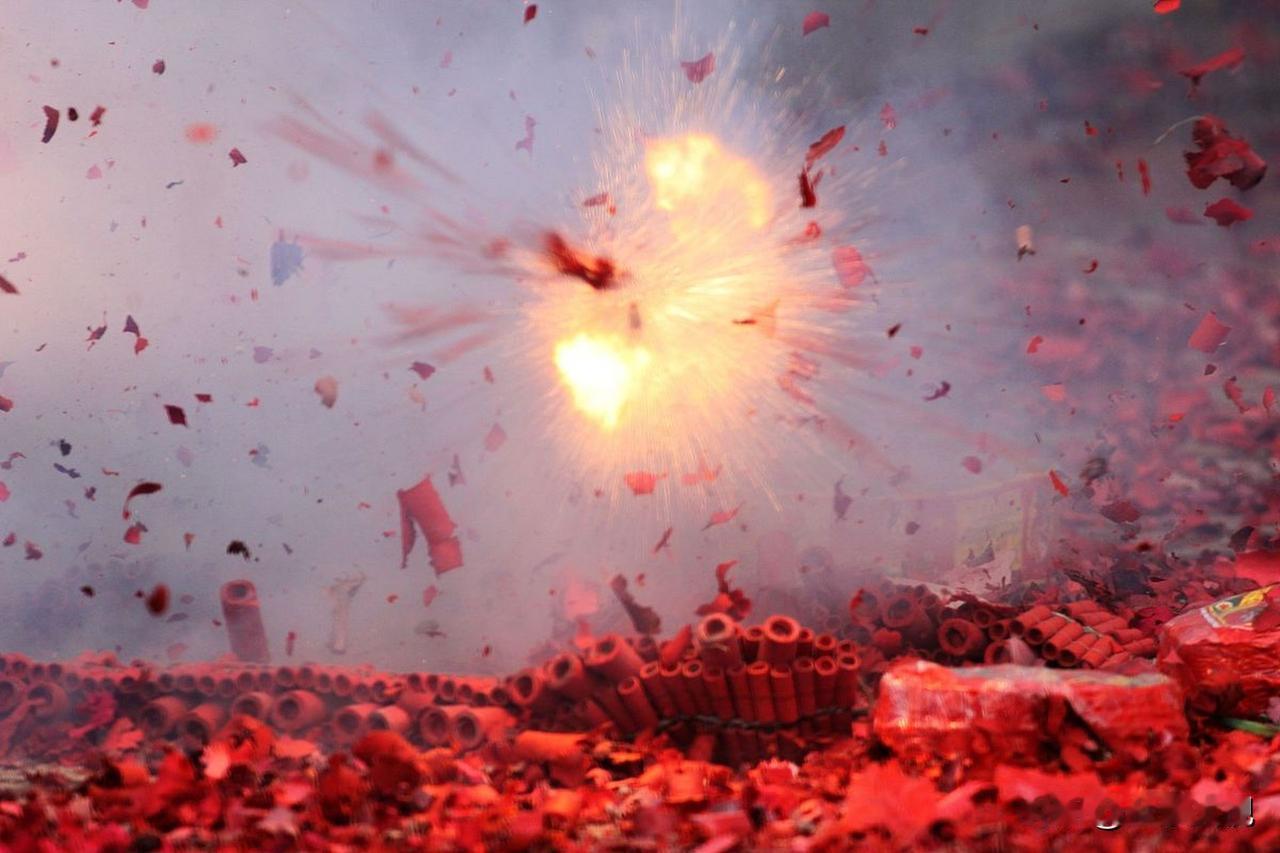 刚刚西安城北天空巨响，不知道大家听到了没有？西安城区春节期间是禁