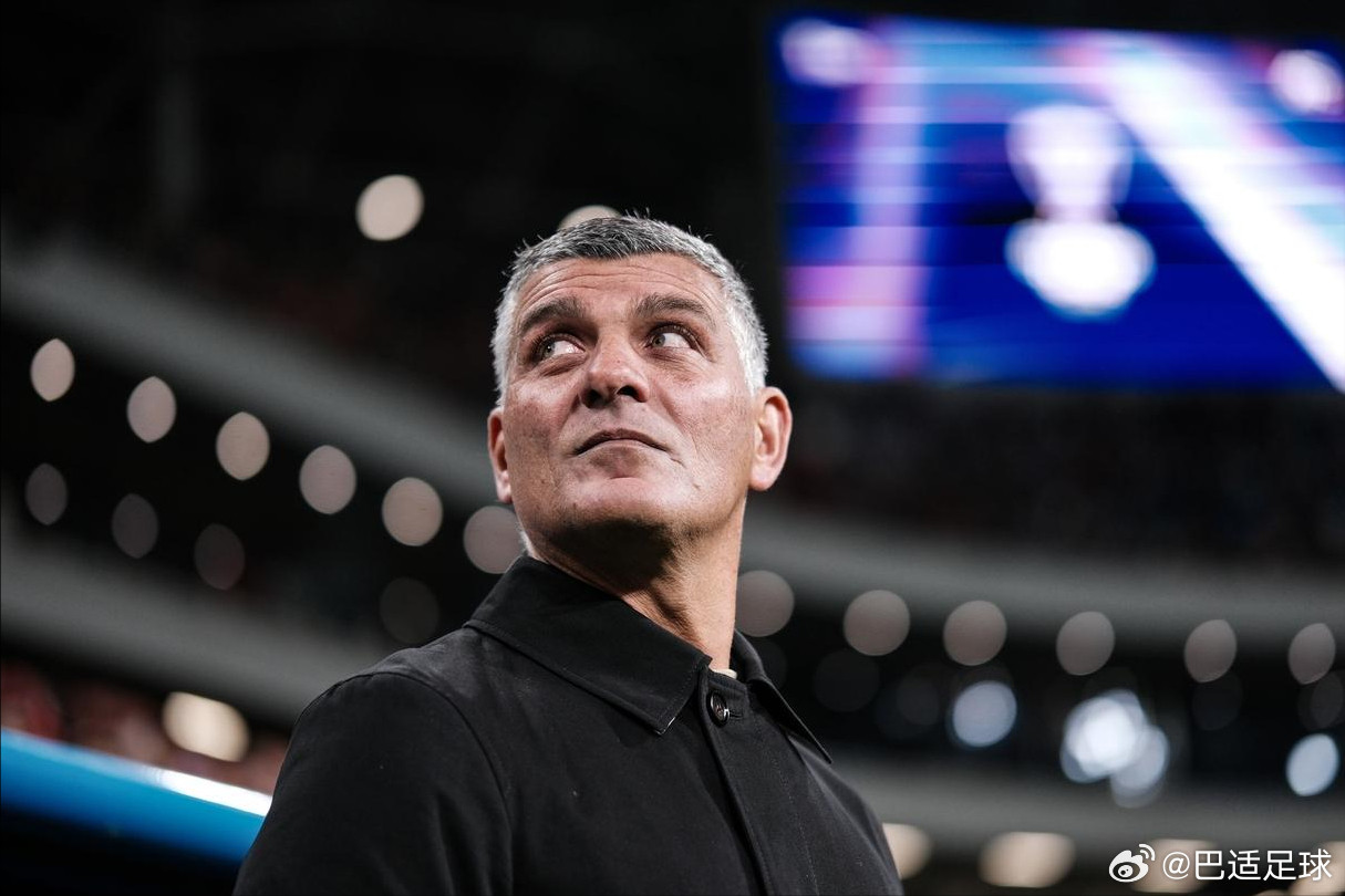 关于争冠，成都蓉城的优势在于没有负分，劣势在于阵容和战术都发生了大的变化。关键在