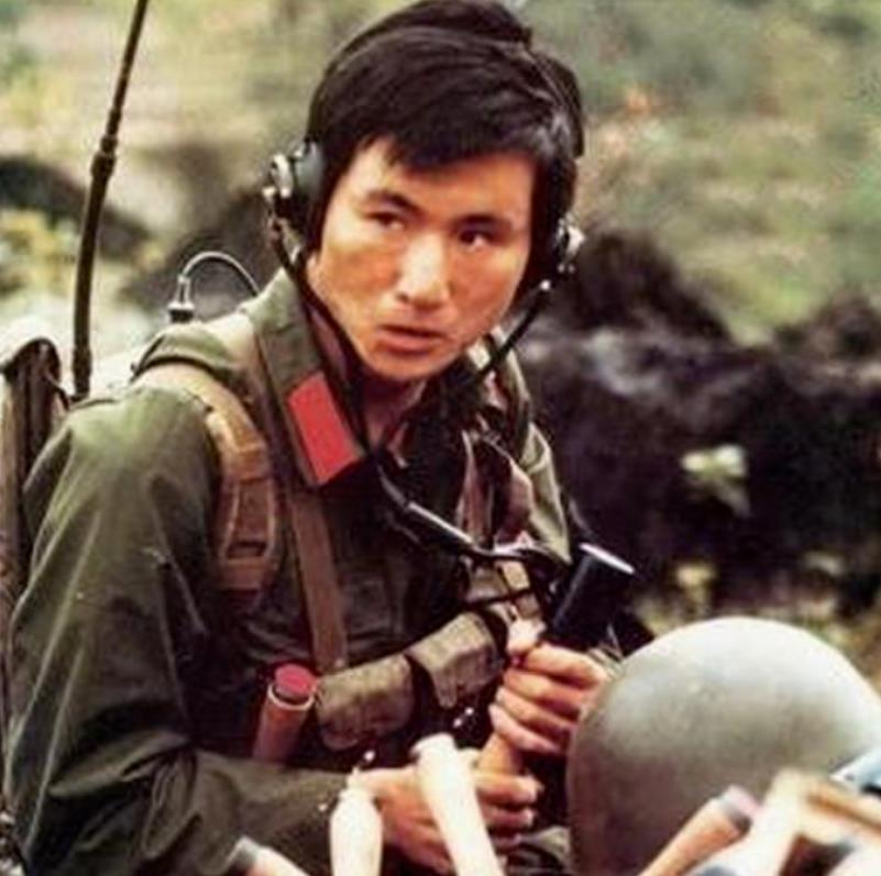 1985年，在老山战场上，曾经歼敌18人的英雄杨启良，转业后却被地方恶霸刁难，他