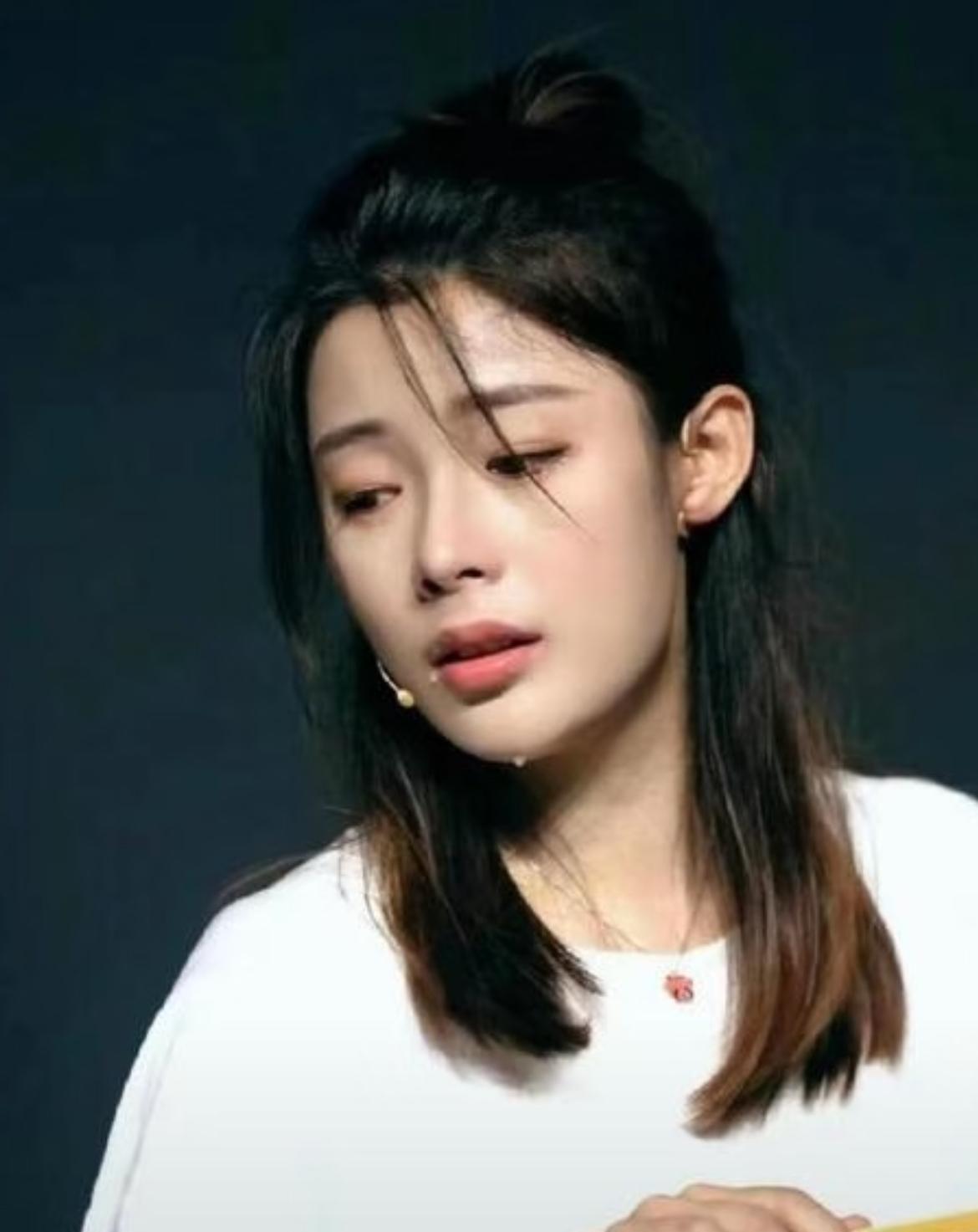 陈丽君，要不你还是退圈吧你这个道歉，还不如不道歉知错能认，知错能改，当然是好