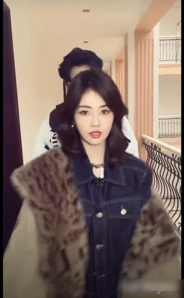 谁还在蹲白鹿王鹤棣二搭？别等了！俩人综艺短视频互动拉满，至今没半点二搭官