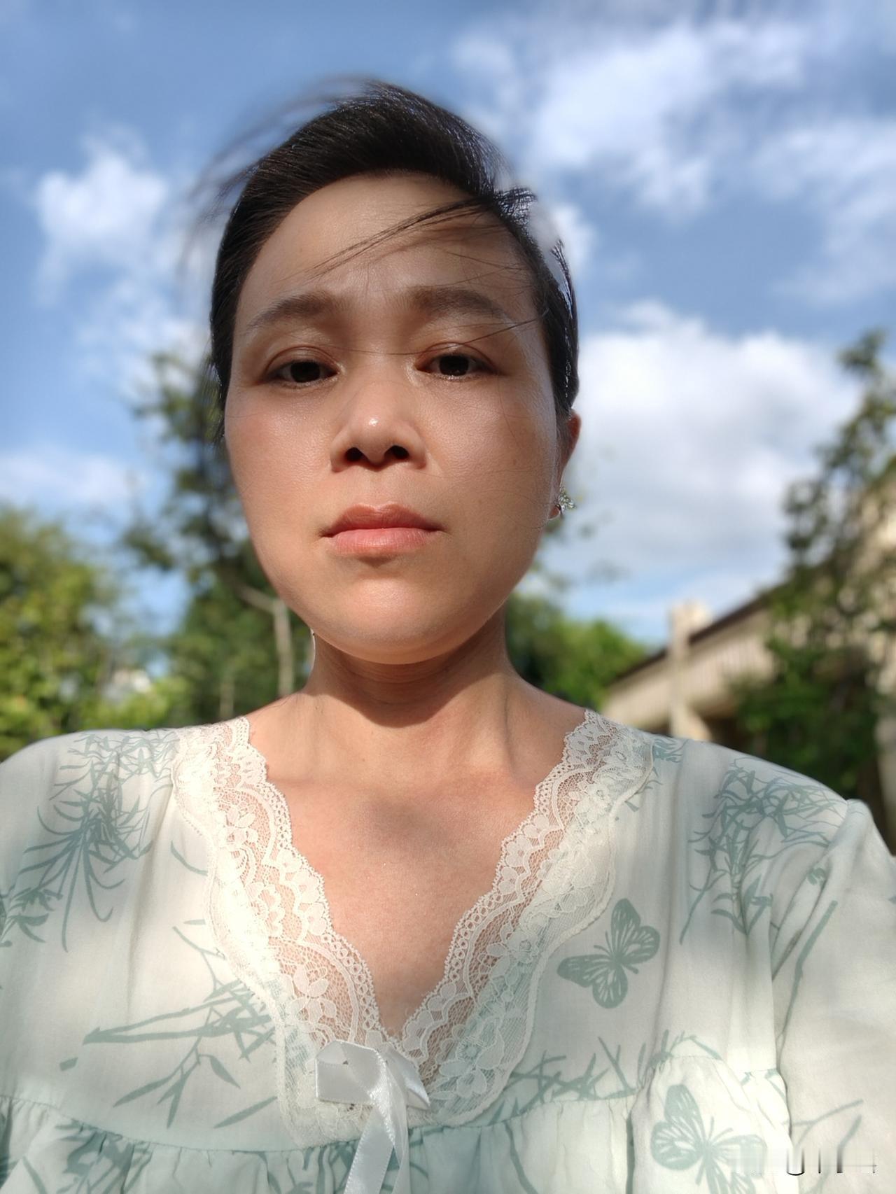 38岁得了宫颈癌，10个人9个都投来异样怀疑的眼光。有人说我面色红润，像正常人。