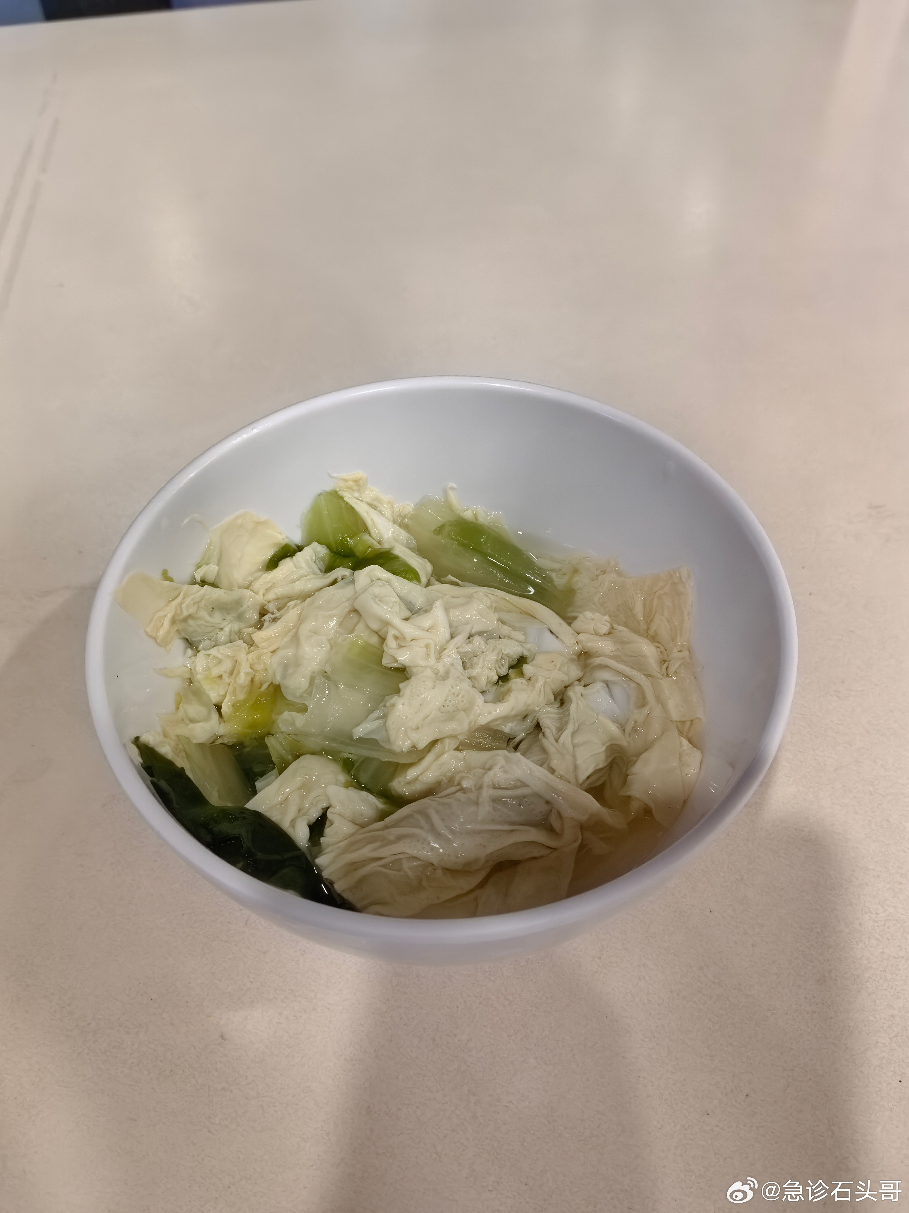 浙二食堂的鸡蛋汤，太过分了，鸡蛋怎么能这么多，我想喝汤​​​
