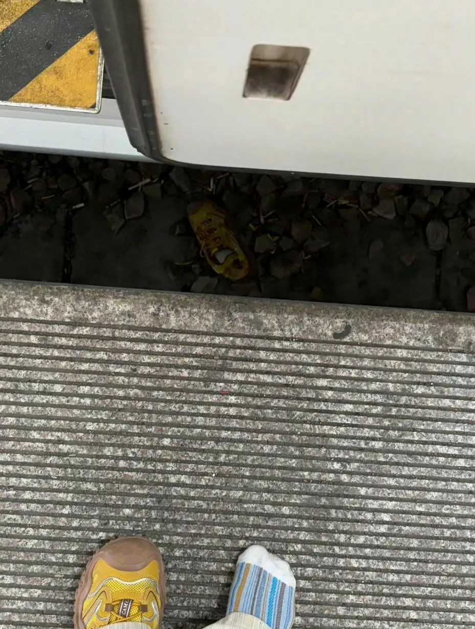 上班路上多少有点着急了