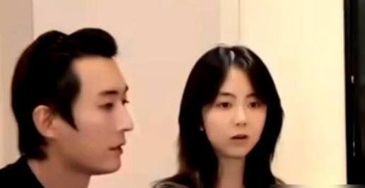 刘学义在剧播期间给整个剧组挨个留言互动，偏偏把女主角谭松韵撂在一边，这波操作换别人早被骂情商低了。结