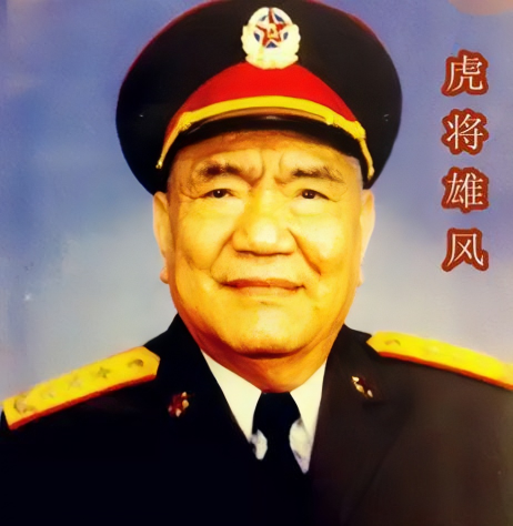 王近山复出工作，坐着火车来到南京，南京有他的很多老部下。老首长复出了，部下应该去